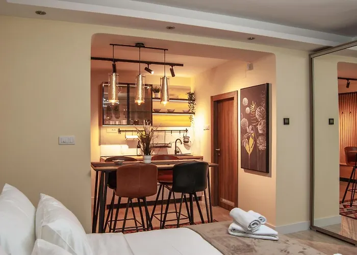 N10 Apartment
